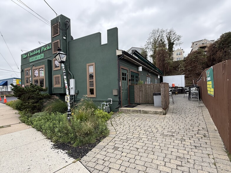 23 Bay Ave, Highlands, NJ for sale - Building Photo - Image 3 of 12