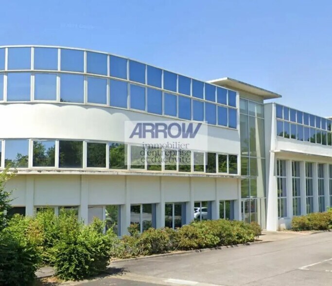 Office in Carquefou for lease - Building Photo - Image 1 of 4