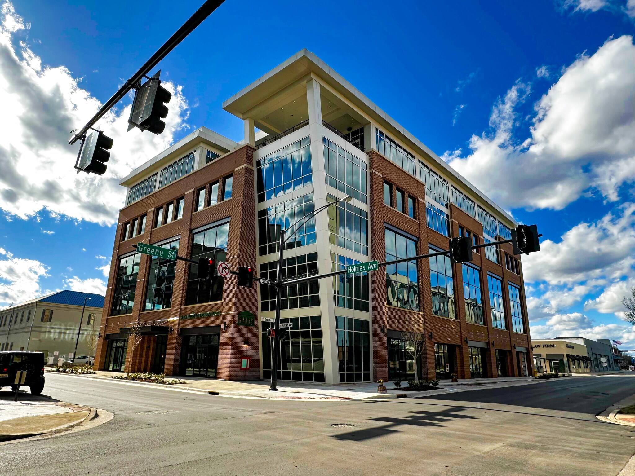 225 Holmes Ave, Huntsville, AL 35801 Retail for Lease