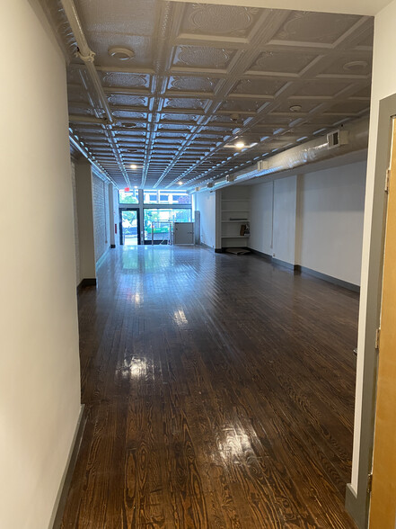 1711 E Main St, Richmond, VA for lease - Interior Photo - Image 3 of 14