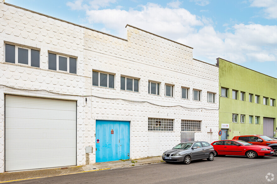 Industrial in Ripollet, BAR for lease - Primary Photo - Image 1 of 2