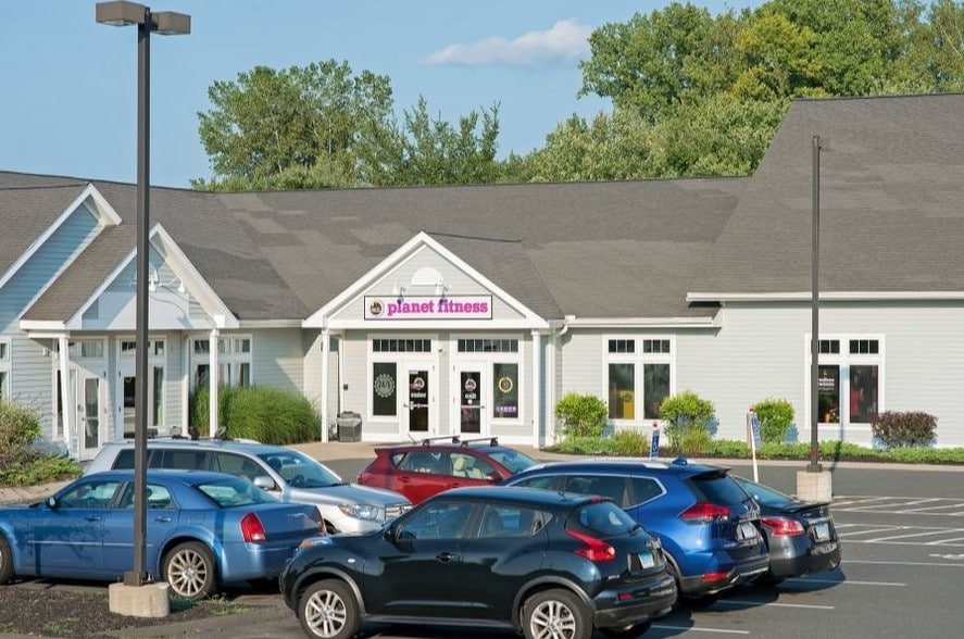 10 East St, East Granby, CT for lease - Building Photo - Image 2 of 10