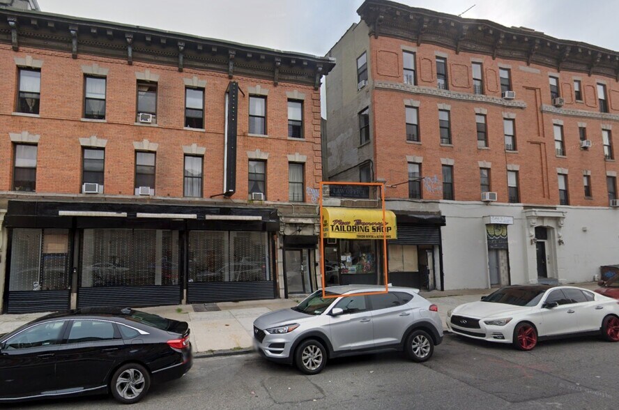 1427 Flatbush Ave, Brooklyn, NY for sale - Primary Photo - Image 1 of 1