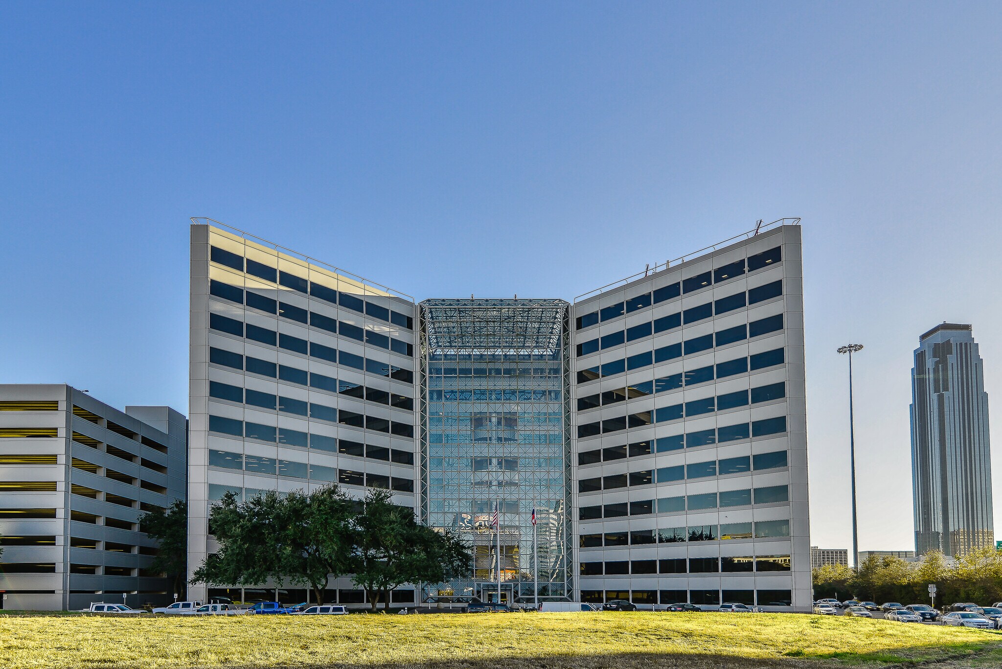 2425 West Loop South, Houston, TX 77027 2425 West Loop South, Houston, TX 77027