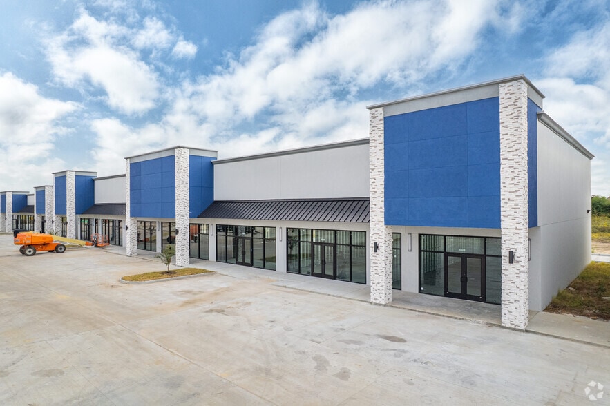 3100 N. Major Drive, Beaumont, TX for lease - Building Photo - Image 3 of 15