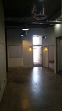 2211 Corinth Ave, Los Angeles, CA for lease Interior Photo- Image 2 of 6