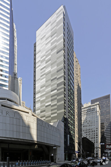 66 E Wacker Pl, Chicago, IL for lease - Building Photo - Image 1 of 12