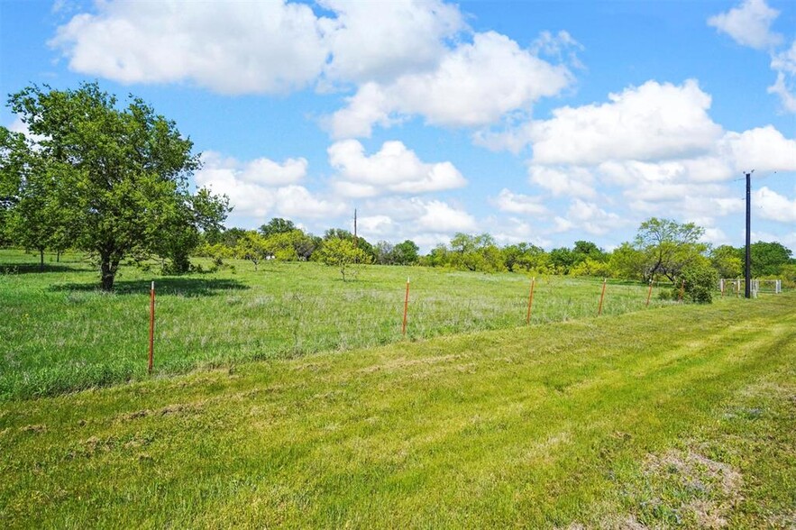 7896 Evelyn Ln, Northlake, TX for sale - Building Photo - Image 3 of 3