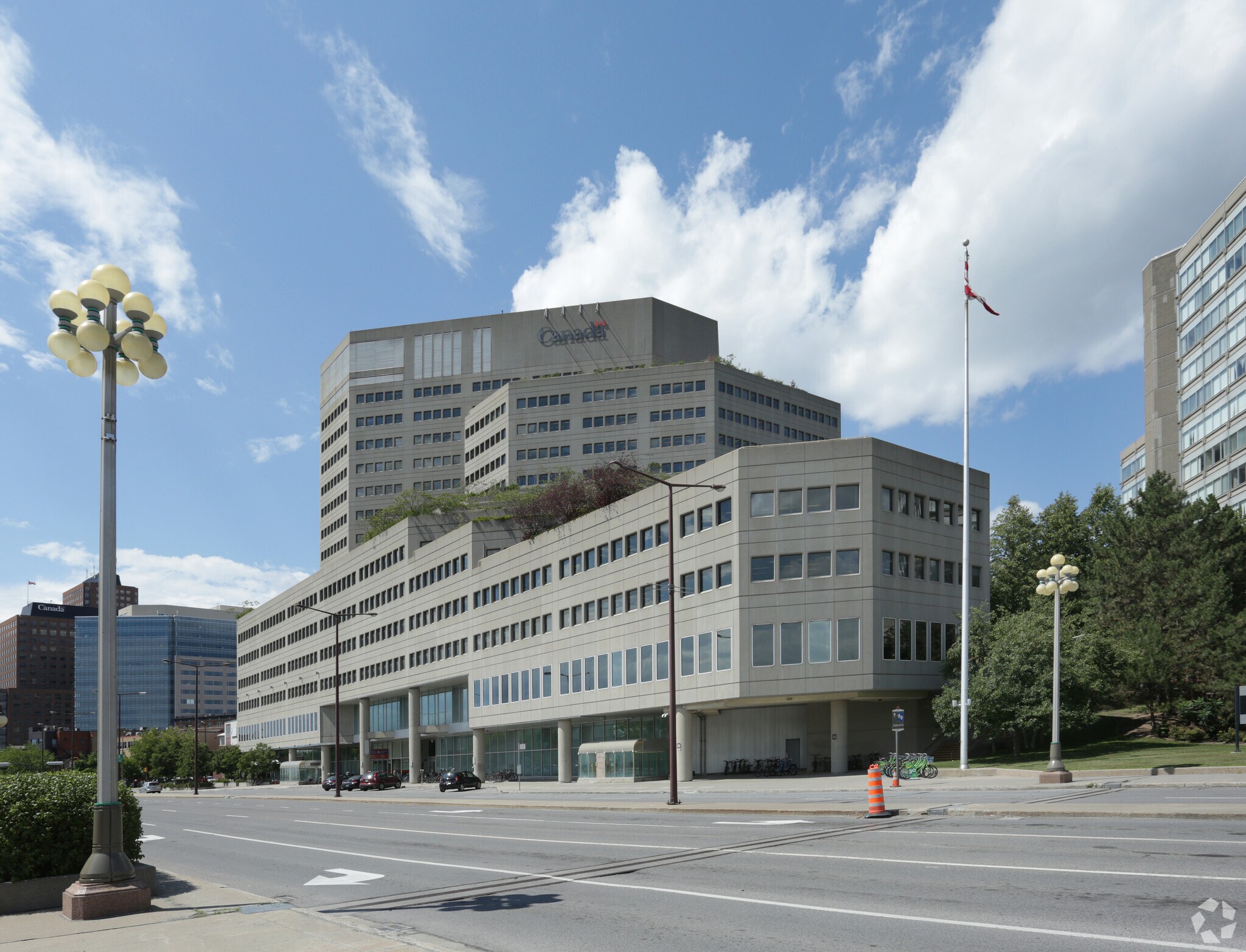 140 Prom Du Portage, Gatineau, QC for lease Primary Photo- Image 1 of 11