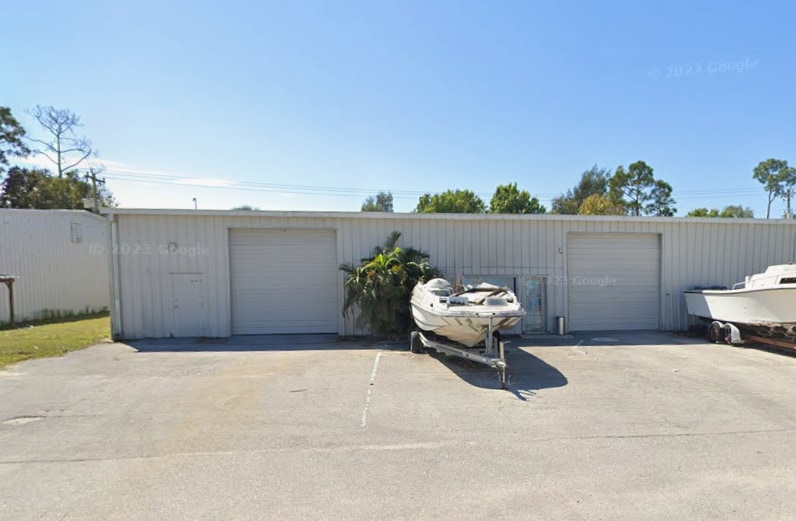 8945 N. Fk. Drive, North Fort Myers, FL for lease Building Photo- Image 1 of 6