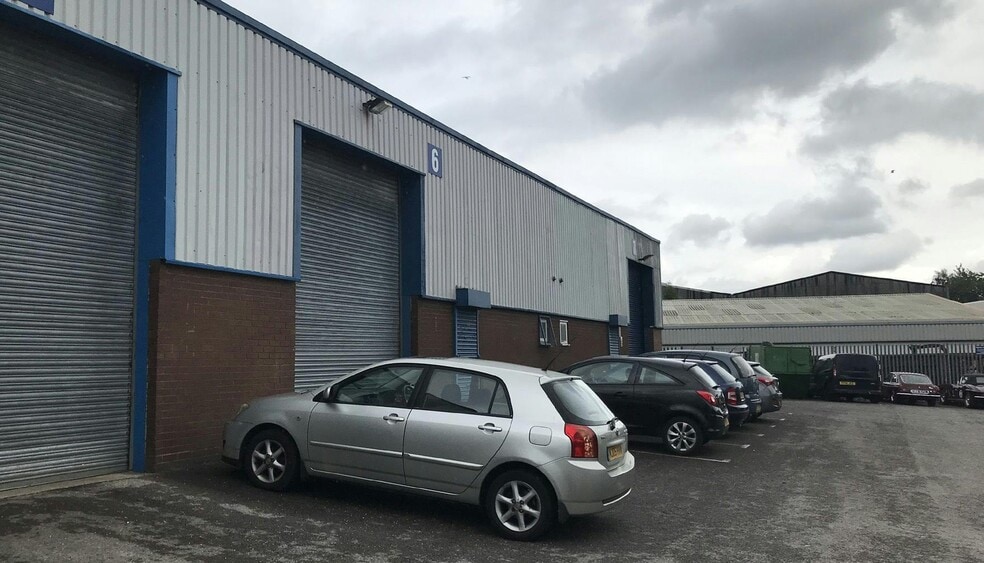 Swinton Industrial Estate Rd, Manchester for lease - Building Photo - Image 2 of 8