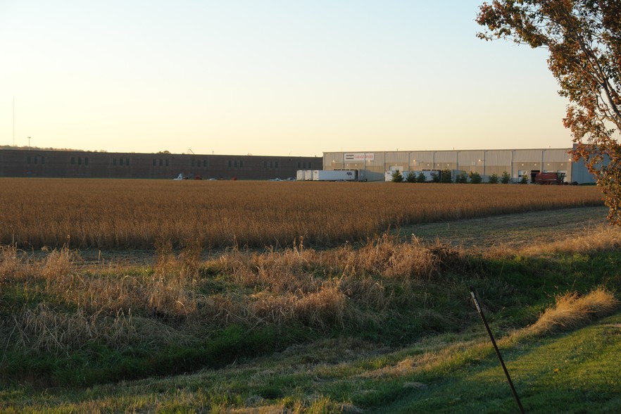 Hwy 210, Kansas City, MO for sale - Primary Photo - Image 1 of 3