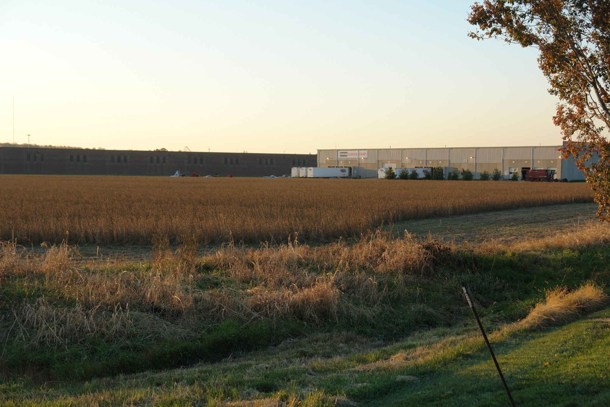 Hwy 210, Kansas City, MO for sale Primary Photo- Image 1 of 4