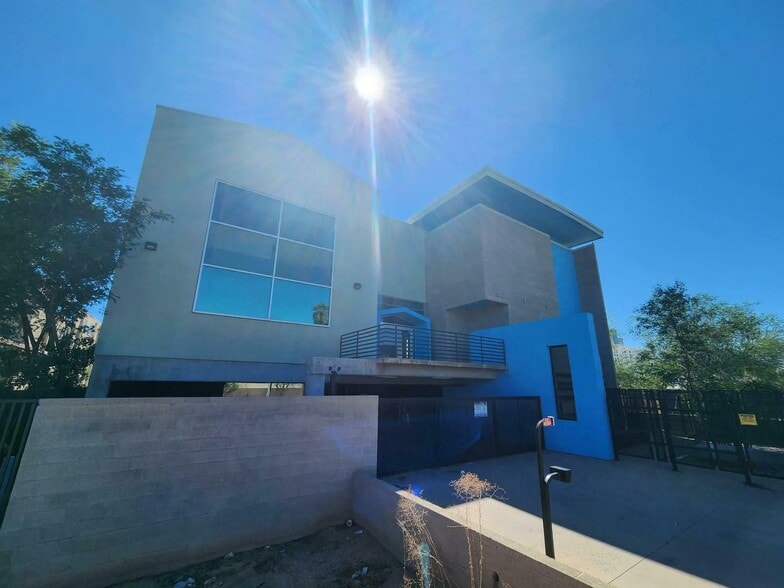 1301 E Almeria Rd, Phoenix, AZ for sale - Building Photo - Image 2 of 14