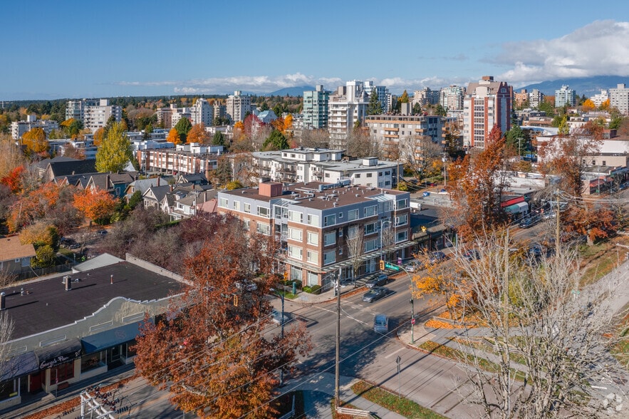 6075-6099 West Blvd, Vancouver, BC for lease - Building Photo - Image 2 of 4