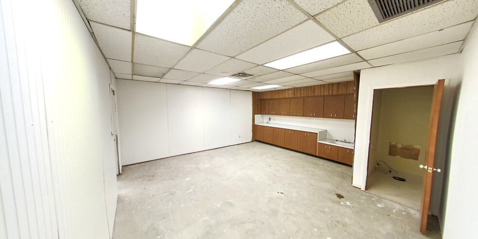 1128 N Laura St, Jacksonville, FL for lease - Interior Photo - Image 3 of 13