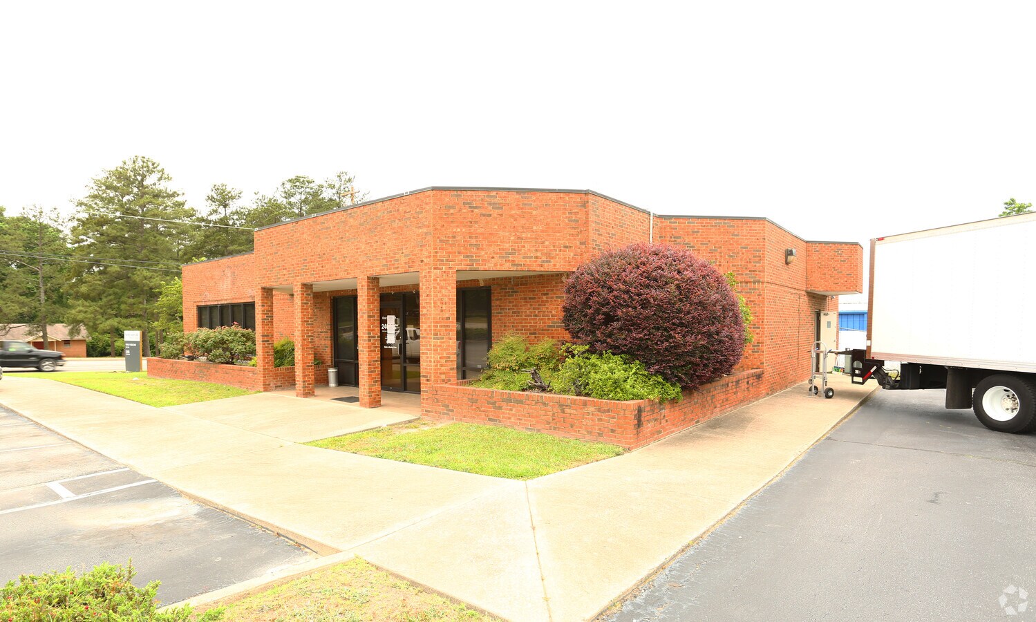 2406 Decker Blvd, Columbia, SC 29206