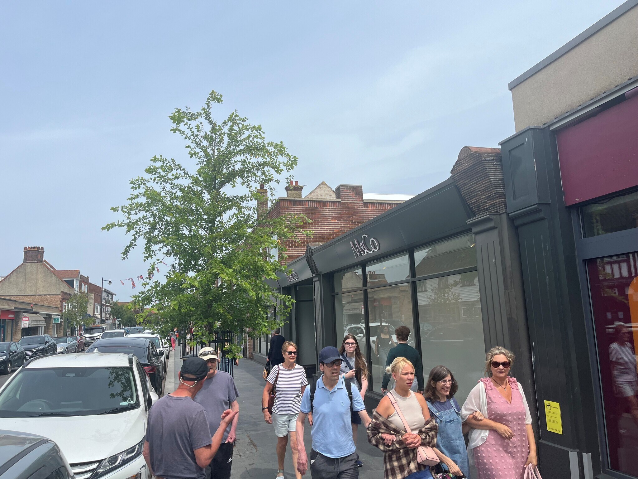 78-80 Connaught Av, Frinton On Sea for sale Building Photo- Image 1 of 1