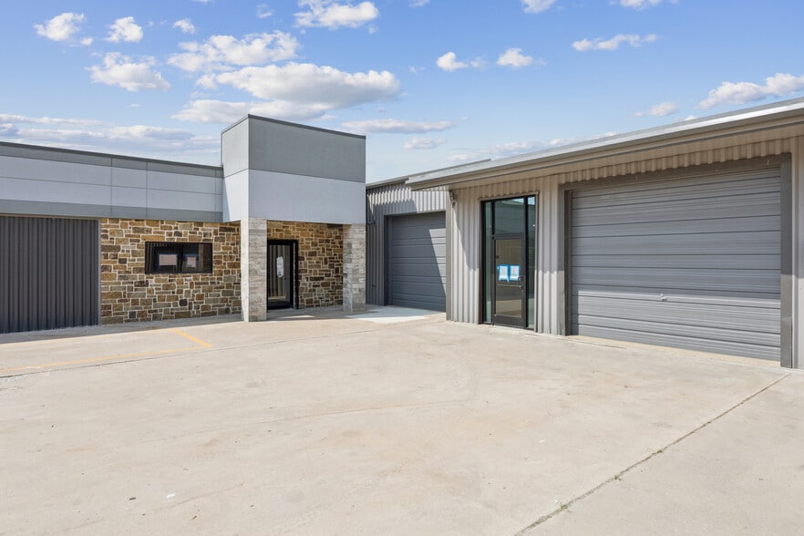 4763 Vicksburg St, Dallas, TX for lease - Building Photo - Image 2 of 26