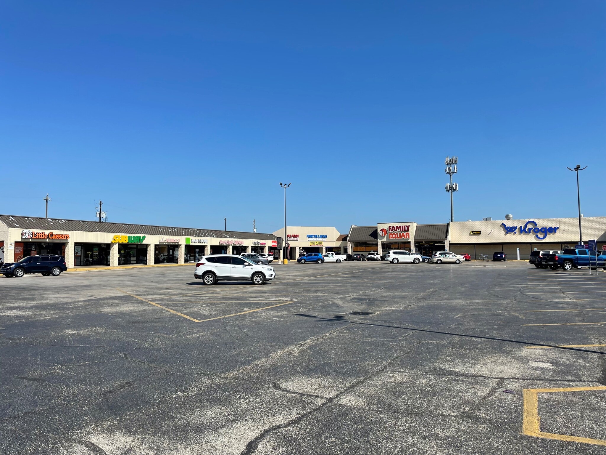 2619 Red Bluff Rd, Pasadena, TX for lease Building Photo- Image 1 of 8