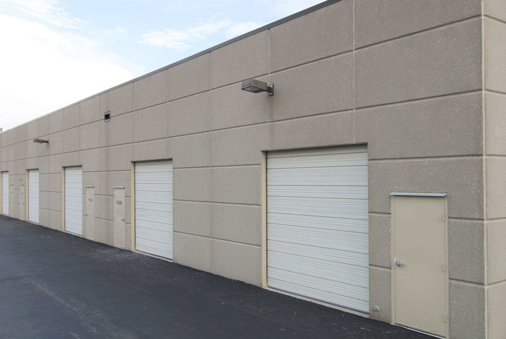 11360-11392 Strang Line Rd, Lenexa, KS for sale Building Photo- Image 1 of 1