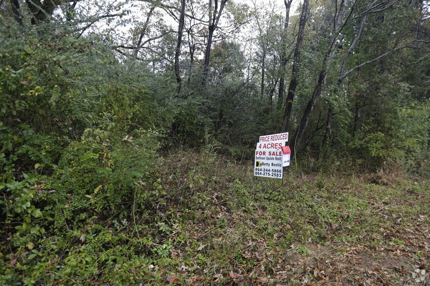 5616 Suber Mill Rd, Greer, SC for sale - Primary Photo - Image 1 of 1