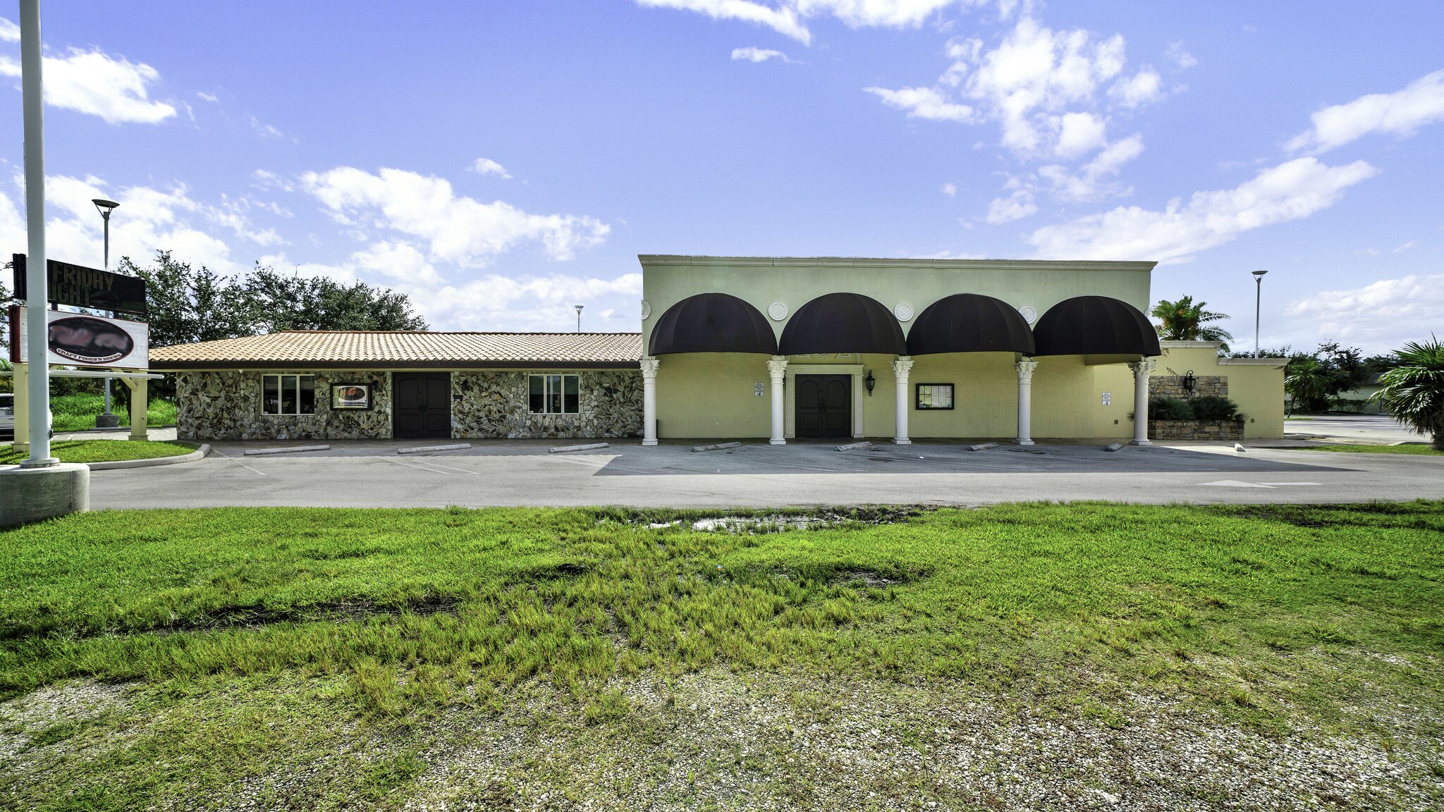 935 N Krome Ave, Homestead, FL 33034 Drive Thru Potential in High