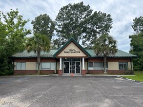 9133 Timber St, North Charleston, SC for lease Building Photo- Image 1 of 6