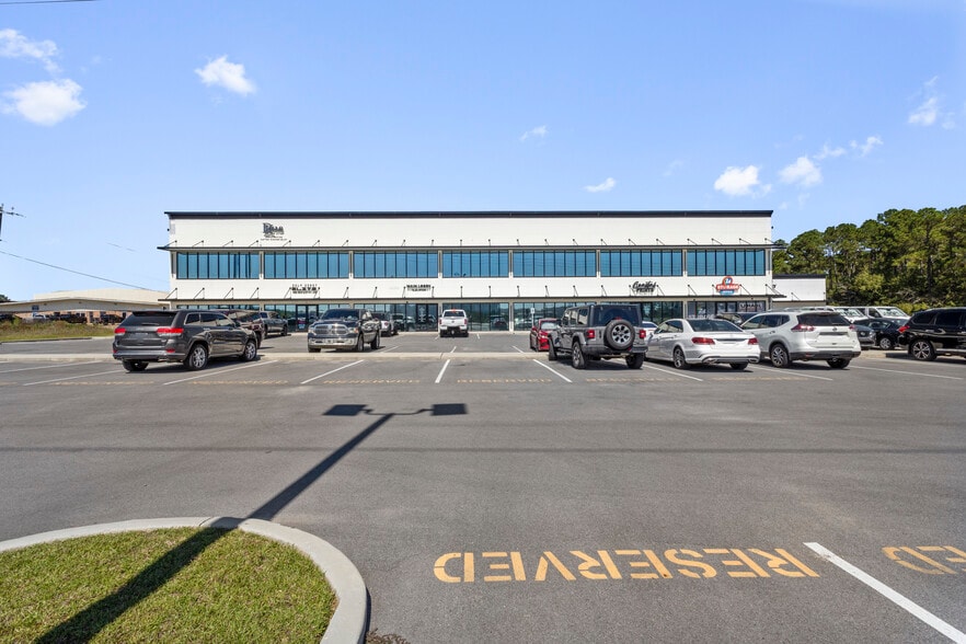 13334 Seaway Rd, Gulfport, MS for lease - Building Photo - Image 2 of 26