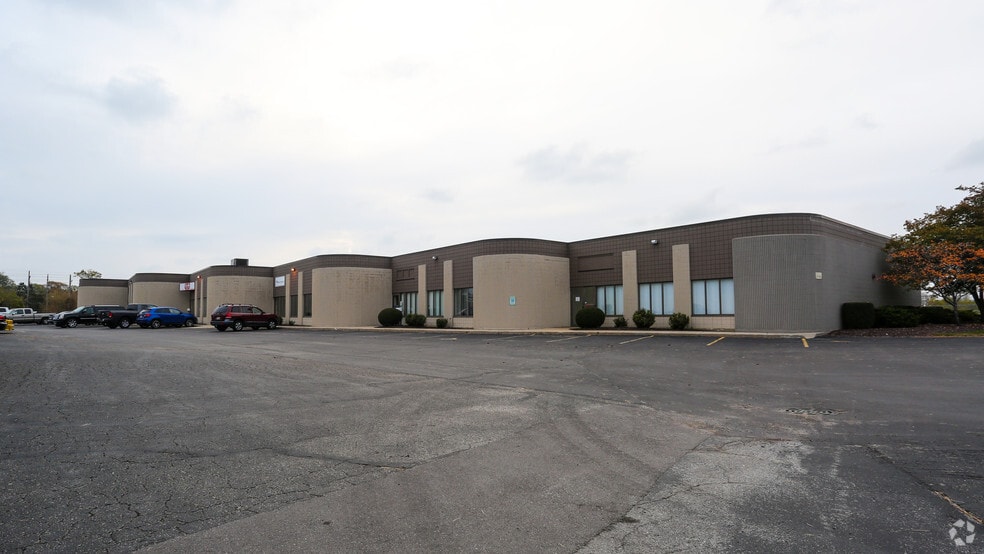 27232733 Carlisle Ave, Racine, WI 53404