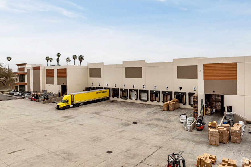 10628 Central Ave, Montclair, CA for lease - Building Photo - Image 3 of 9