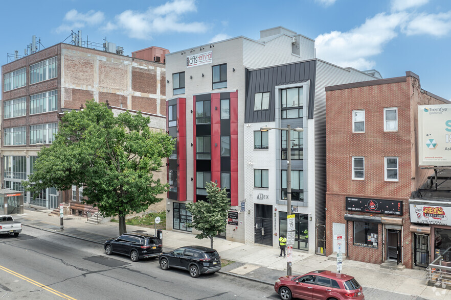 2209 N Broad St, Philadelphia, PA for lease - Building Photo - Image 1 of 9