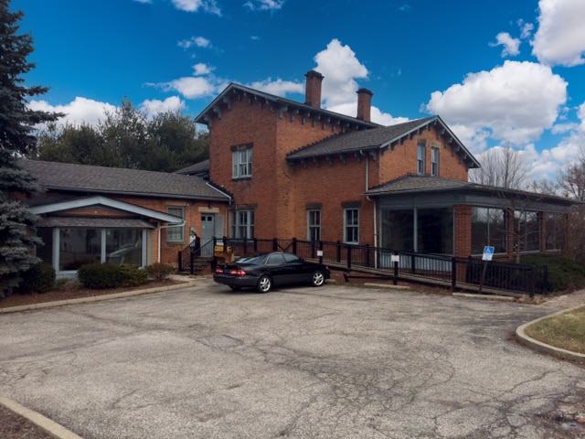 33 Public Sq, Brecksville, OH for lease - Building Photo - Image 2 of 22