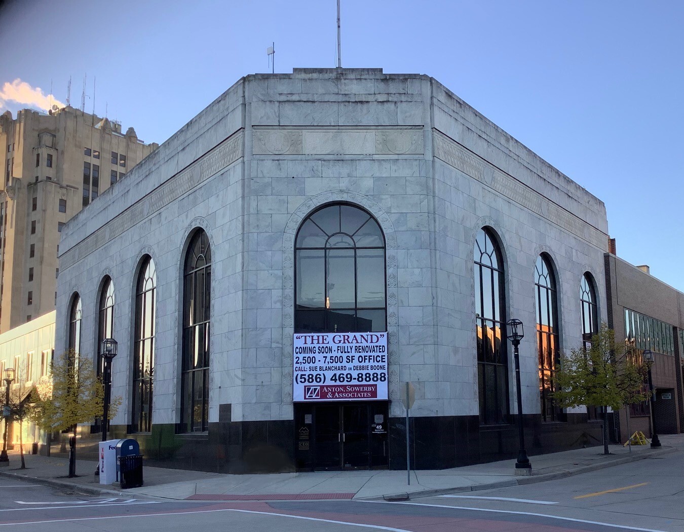 49 Macomb Pl, Mount Clemens, MI for lease Building Photo- Image 1 of 6