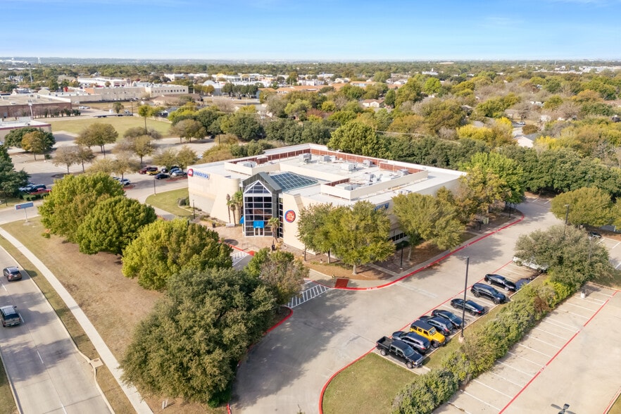 1131 W Arbrook Blvd, Arlington, TX for sale - Building Photo - Image 3 of 5