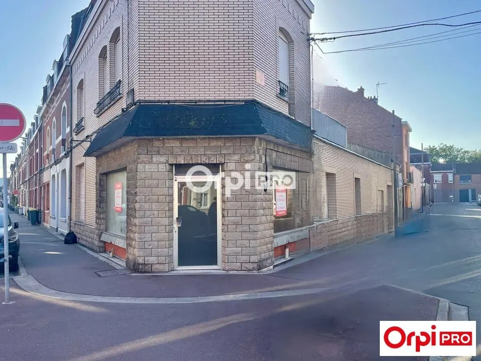 Retail in Lille for lease Building Photo- Image 1 of 3