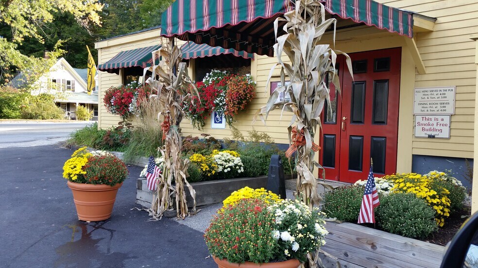 3 Station St, Glen, NH 03838