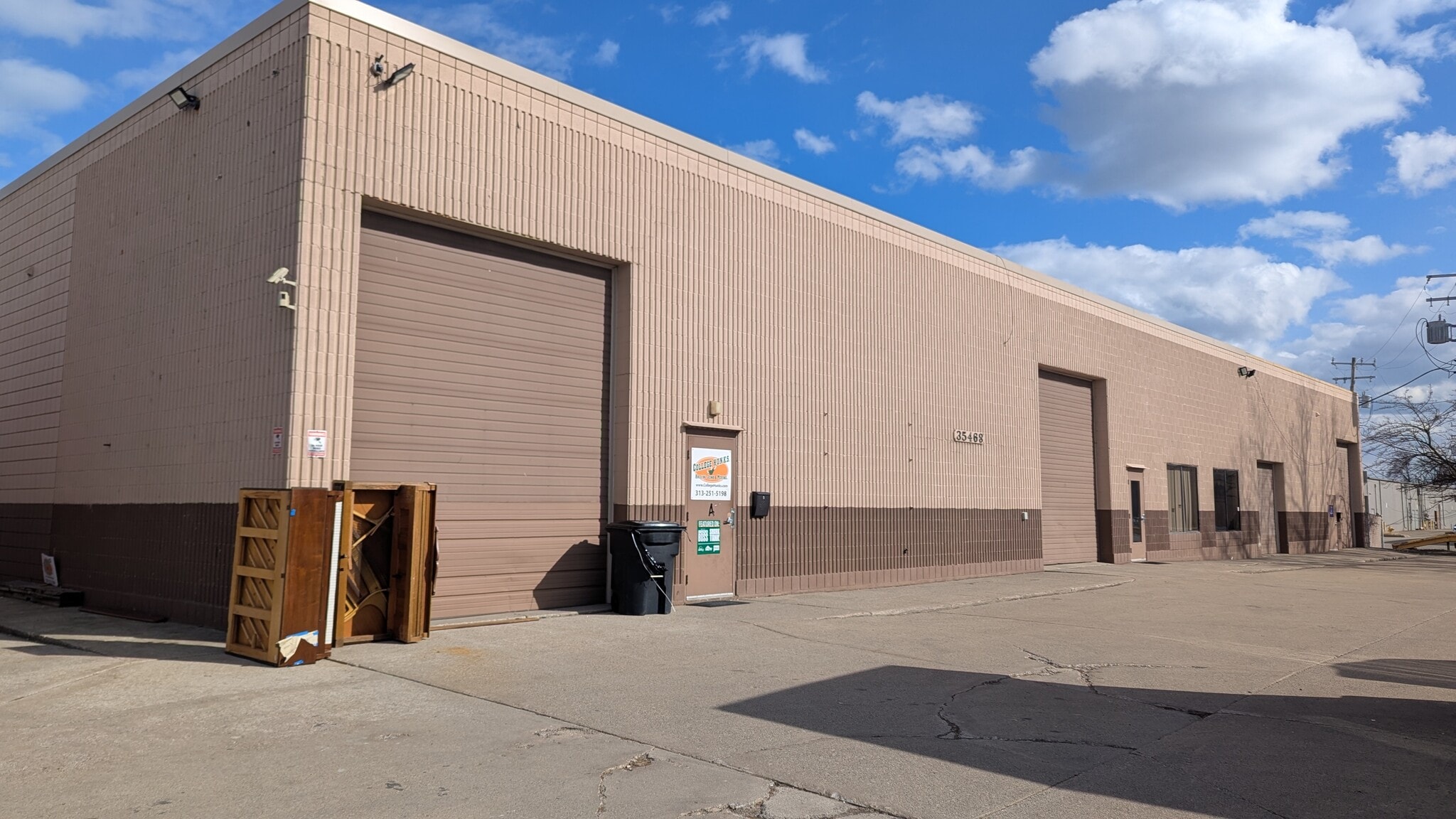 35468 Groesbeck Hwy, Clinton Township, MI for lease Building Photo- Image 1 of 10