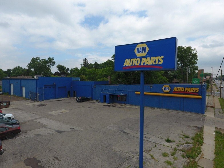 3250 W Alexis Rd, Toledo, OH for sale - Building Photo - Image 1 of 1