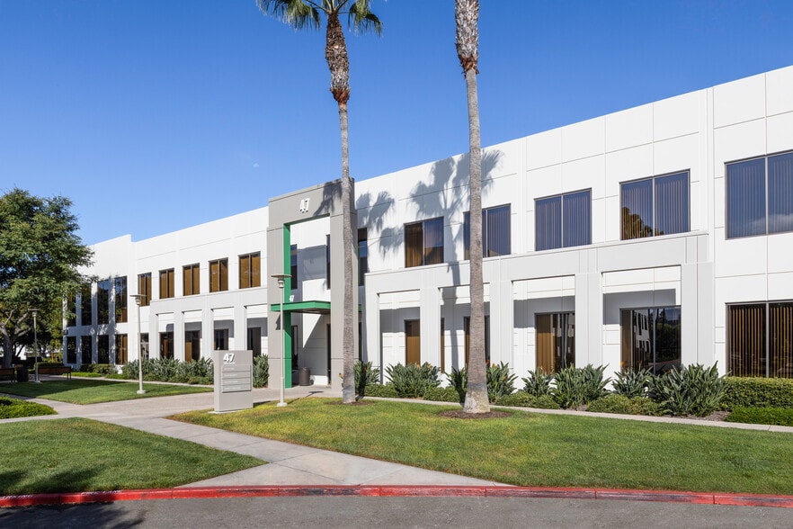 47 Discovery, Irvine, CA for lease - Building Photo - Image 3 of 9