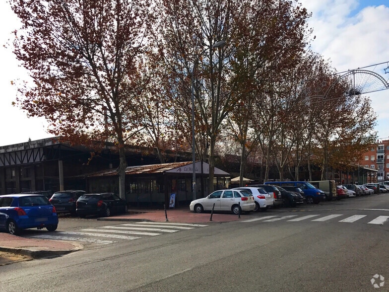 Paseo del Val, 16, Alcalá de Henares, Madrid for lease - Building Photo - Image 2 of 2