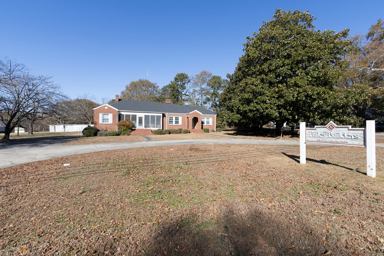 801 Anderson St, Belton, SC for sale Primary Photo- Image 1 of 1