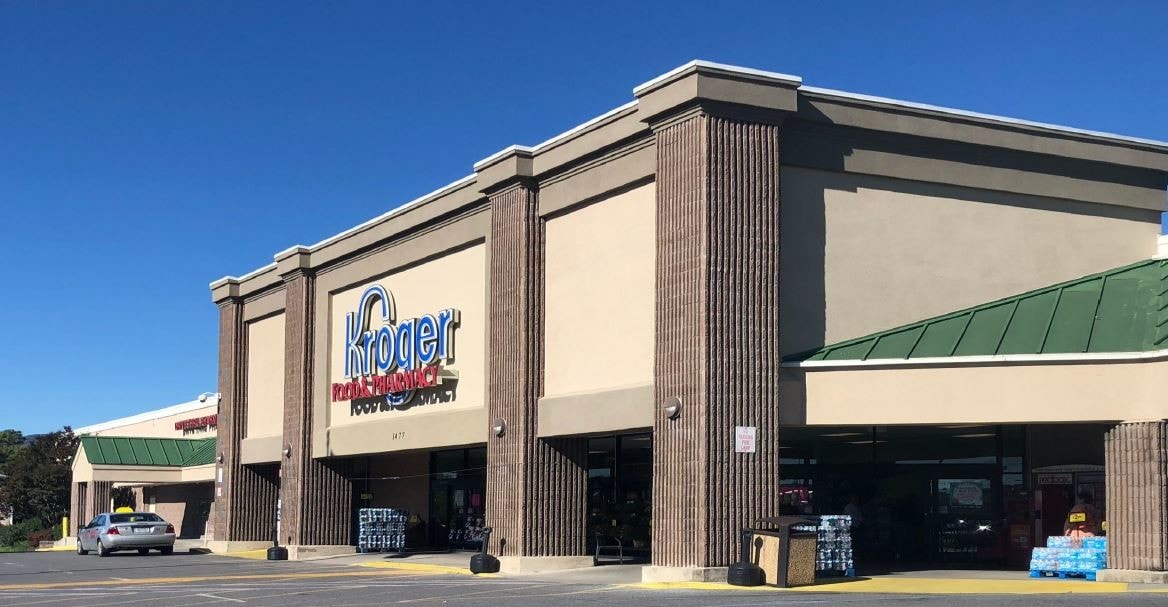 1435-1477 W Main St, Salem, VA for sale Primary Photo- Image 1 of 1