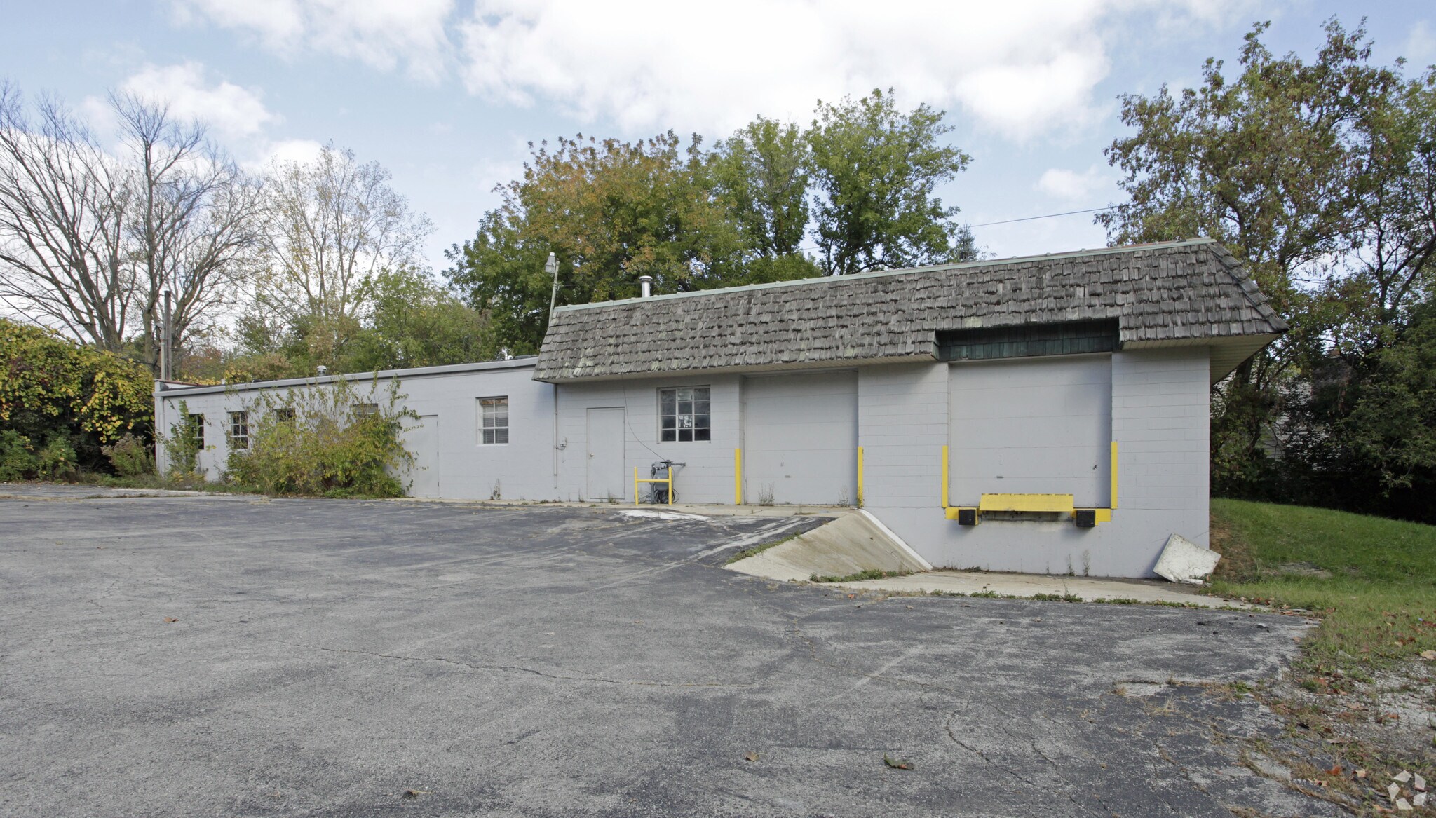 4100 Miller Ln, Racine, WI for sale Primary Photo- Image 1 of 1