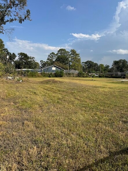 4605 Brookwoods Dr, Houston, TX for sale - Building Photo - Image 2 of 7