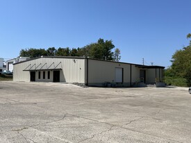 145 Old Shackle Island Rd, Hendersonville TN - Warehouse