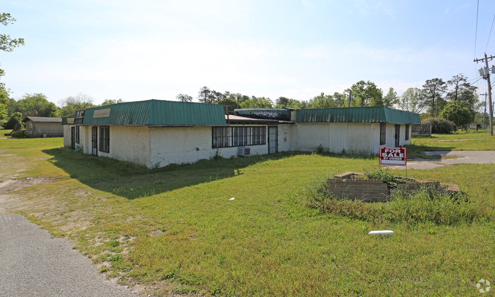 2003 Rowesville Rd, Orangeburg, SC 29115