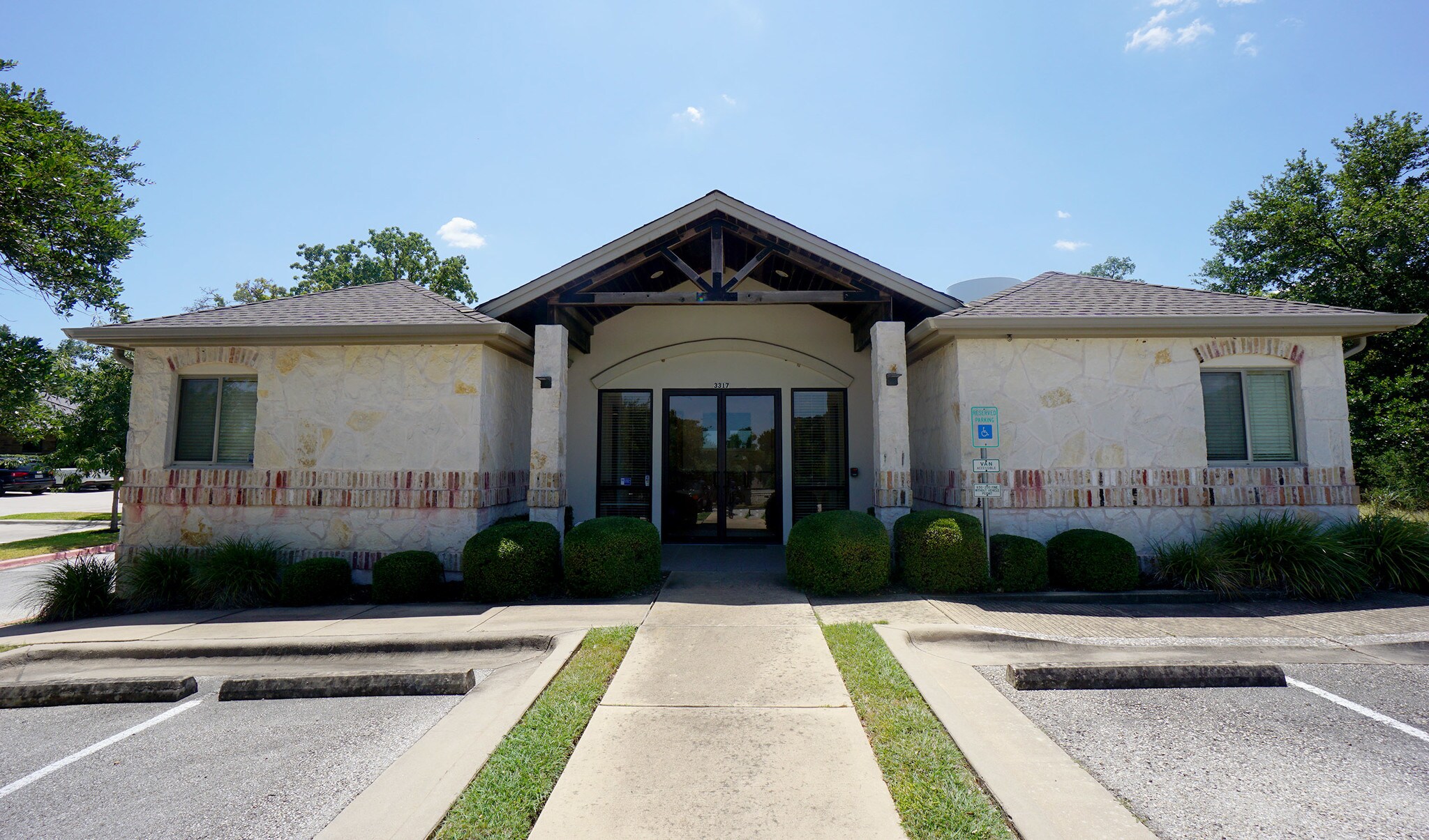 3317 El Salido Pky, Cedar Park, TX for sale Primary Photo- Image 1 of 1