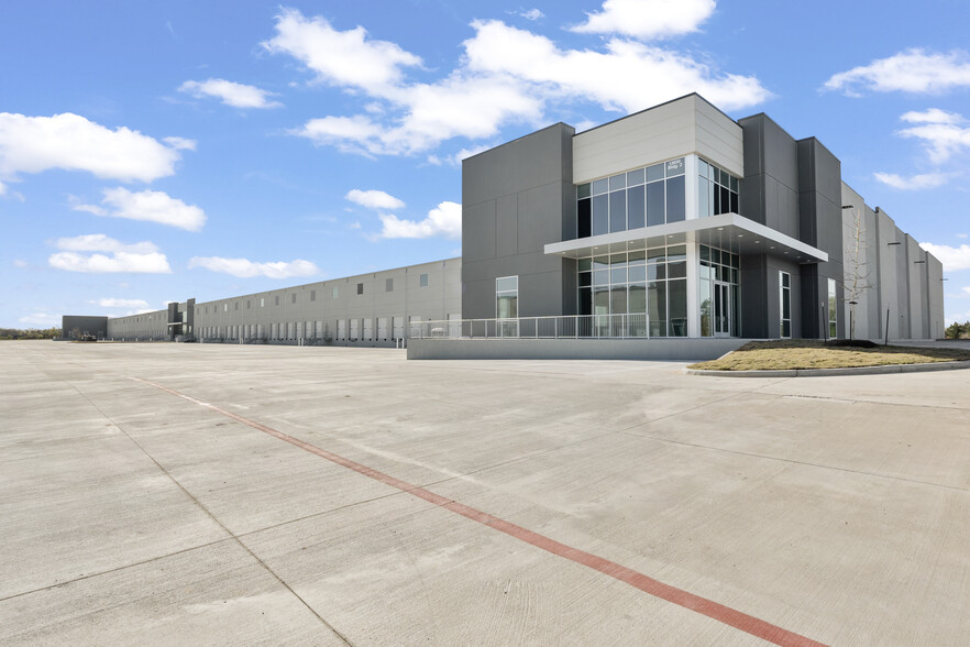 Stafford Logistics- Building 1, Stafford, TX for lease - Building Photo - Image 3 of 6