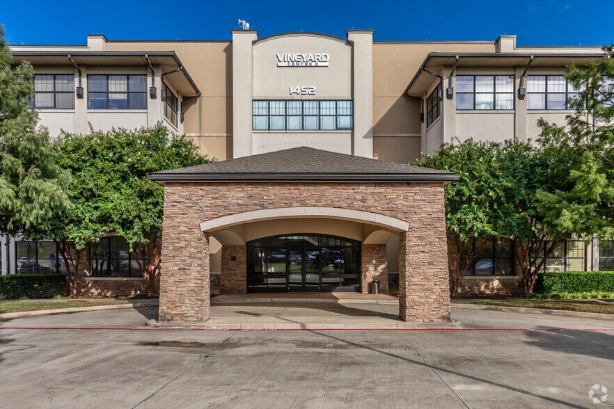1452 Hughes Rd, Grapevine, TX 76051 Vineyard Centre II